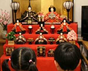 雛人形をいつ出す？2026年の3つのベストタイミング